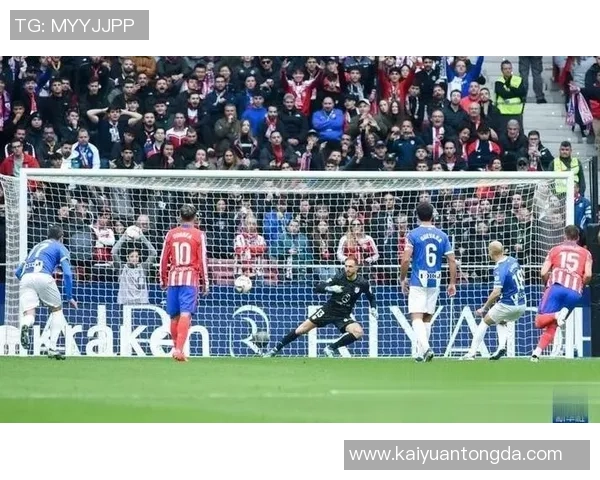 比尔森与皇马激战成焦点11人对决引发球迷热议与期待